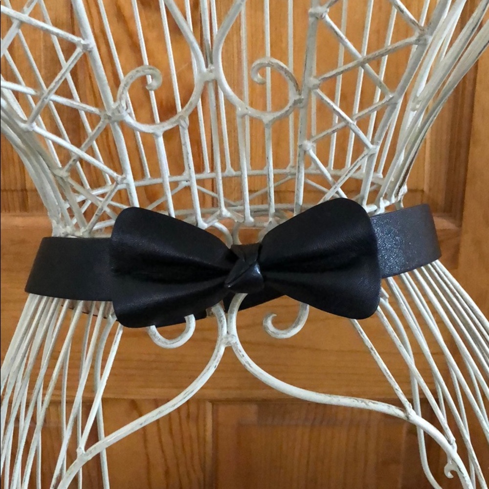 Kate Spade black leather bow belt